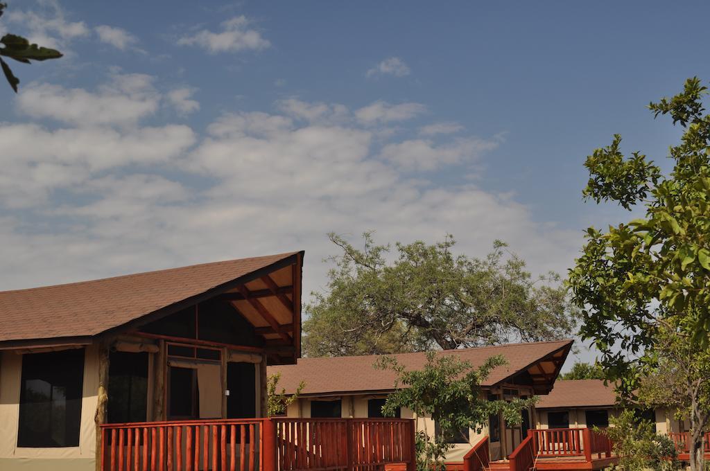 Kaiti Elephant Rock Luxury Camp Tarangire חדר תמונה